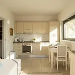 Zinnia Lakeview Apartamento *